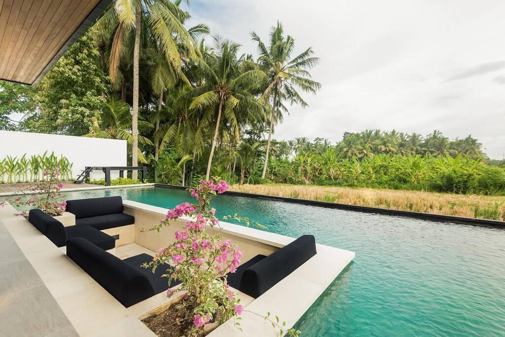 Villa Madie By Balisuperhost Убуд Екстер'єр фото